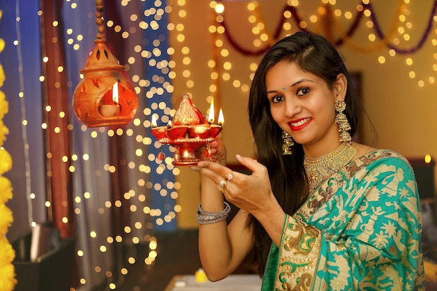 Don’t Forget These Ideas While Illuminating Home On Diwali